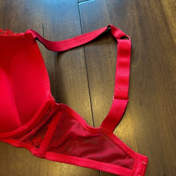 Victoria's Secret Women Very Sexy Push Up Bra Padded Underwire Red 34D Lace - Picture 4 of 16